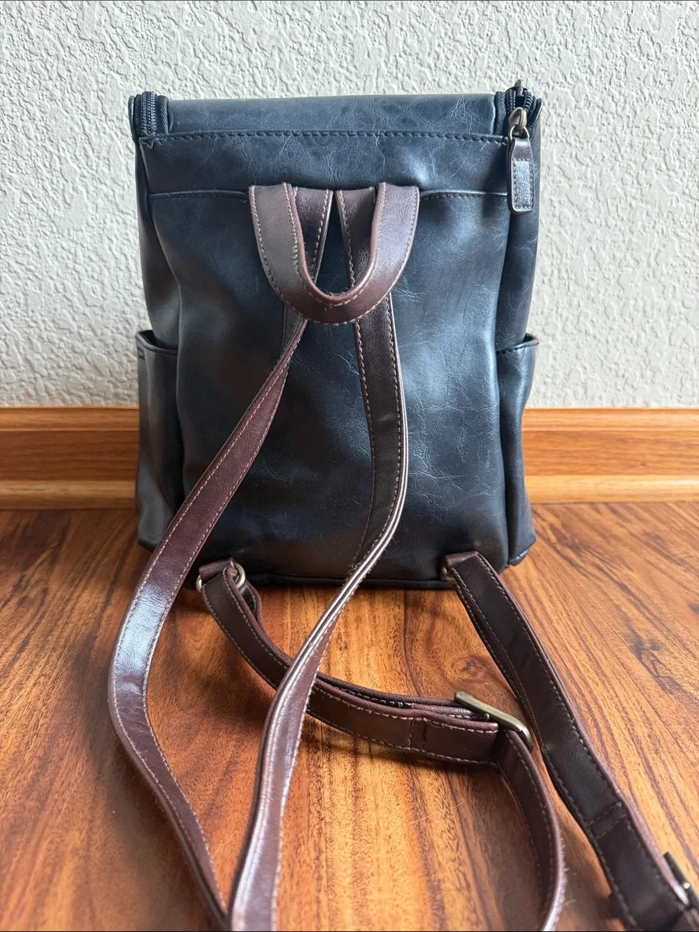 Men's Brown Leather Crossbody Backpack - Sleek Everyday Carry